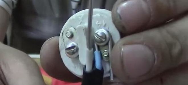 Патрон для лампочки: разновидности электроустановочного устройства