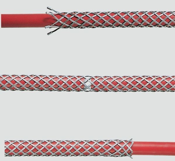 Фиксация кабеля при протяжке методом кабельного чулка
