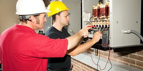 Об электробезопасности на предприятиях: правила, инструкции и нормы применения