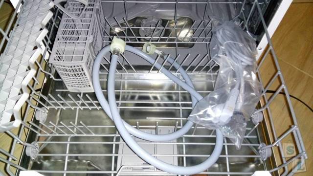 Выполняем установку встраиваемой посудомоечной машины: монтаж и подключение
