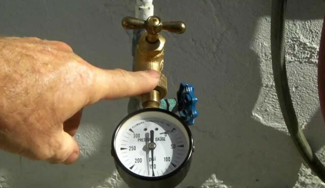 Утеплитель для труб водопровода: виды теплоизоляции, как выбрать, правила утепления