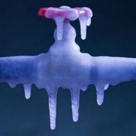 Как отогреть замерзший водопровод: обзор лучших способов