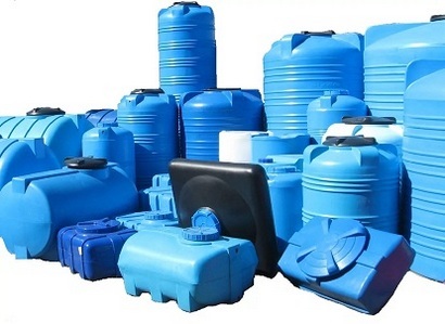 Пластиковые емкости для воды: описание основных разновидностей и советы по выбору пластикового бака