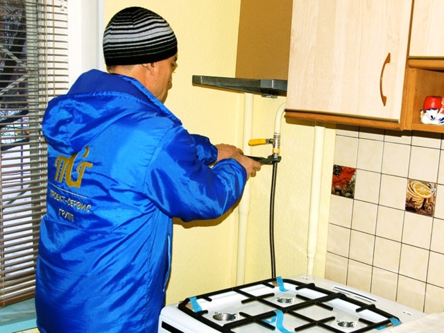 Подключение газовой плиты с электрической духовкой: инструктаж по монтажу и обзор норм и правил