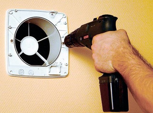 Как прочистить вентиляцию в квартире своими руками: обзор подходящих инструментов и технологии работ
