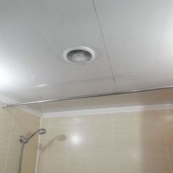 Вентиляция в ванной в потолке: особенности проектирования и инструктаж по монтажу вытяжки